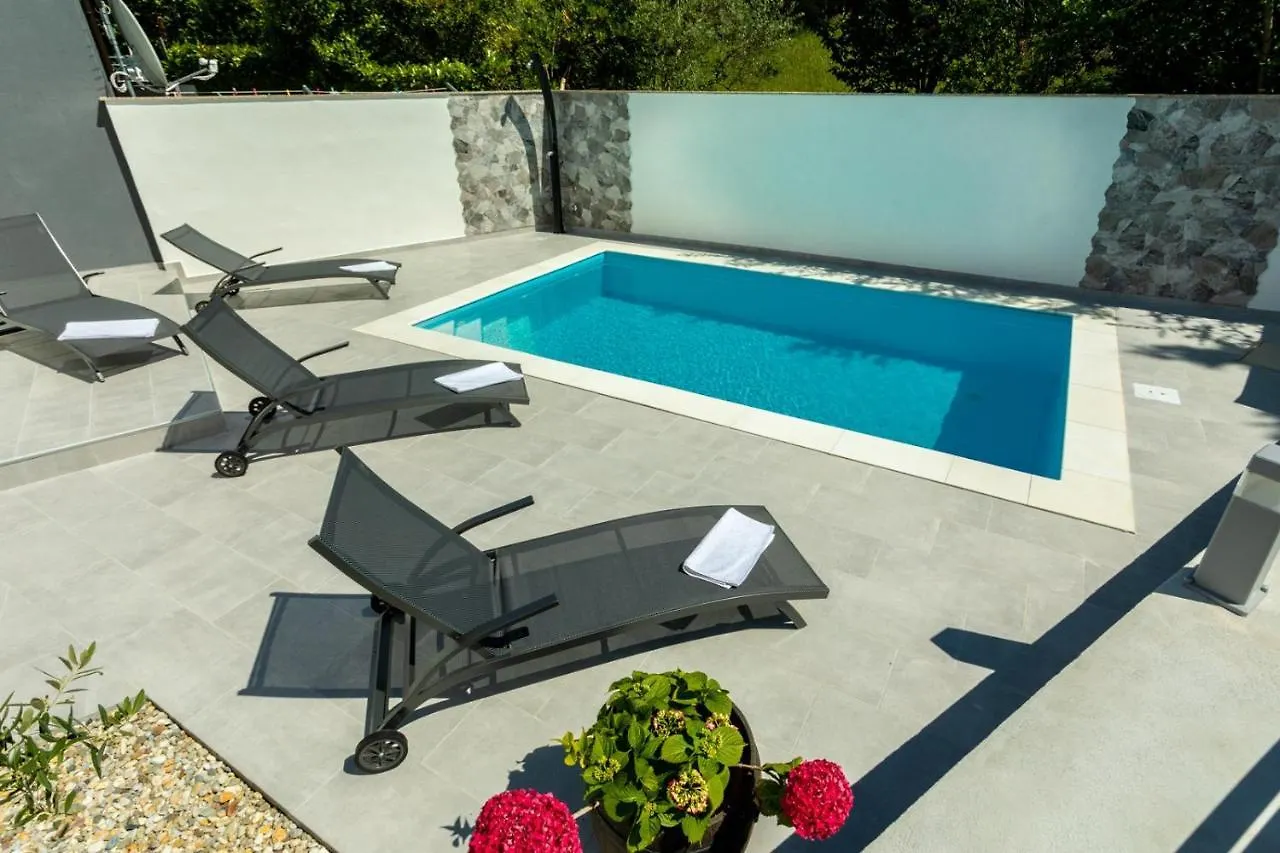 Family Friendly Apartments With A Swimming Pool Soline, Krk - 9715 Dobrinj 0*,  Croatia