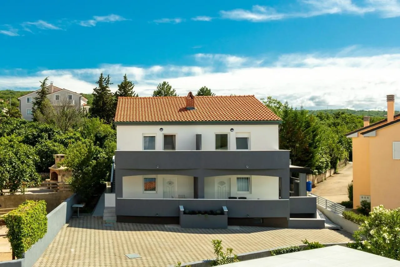 Family Friendly Apartments With A Swimming Pool Soline, Krk - 9715 Dobrinj