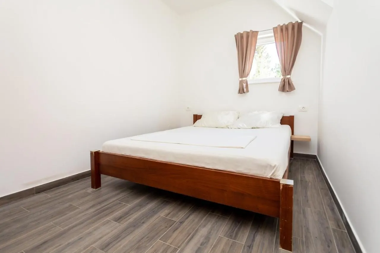 Family Friendly Apartments With A Swimming Pool Soline, Krk - 9715 Dobrinj Croatia